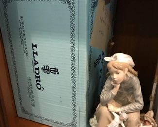 #33	Llodra G7n statue of girl  with doll and basket 	 $70.00 	
