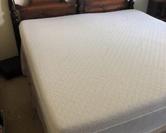 King Size Bed with TempurPedic Mattress