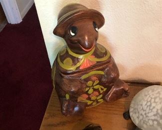 Turtle cookie jar