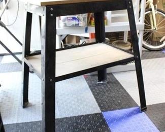 Small Craftsman Work Bench Tool Table Stand