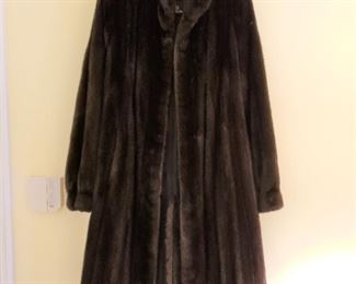Black Diamond Mink coat, small 