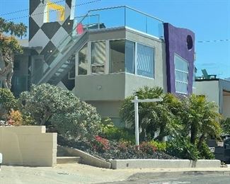 The home is also for sale - contact Keith York of Modern San Diego