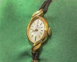 Vintage ladies Omega 14k watch