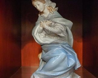 Lladro figurine