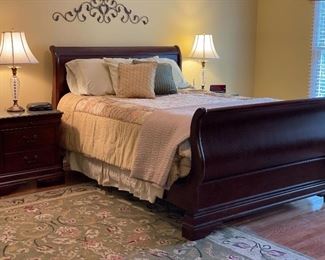 Queen Sleigh Bed