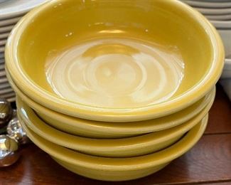4 Yellow Fiesta bowls