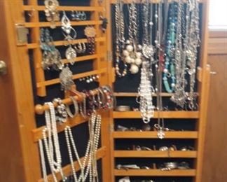 Lots of jewelry