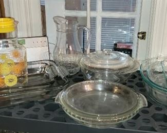 Glass cookware