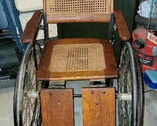 Colson wooden wheelchair