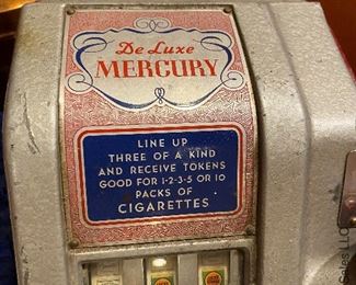DeLuxe Mercury cigarette slot machine