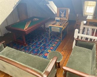 The Newton Dollhouse