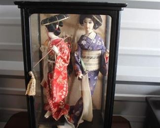 Came from Japan 2 Geisha girls with case.