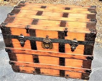 ANTIQUE TRUNK