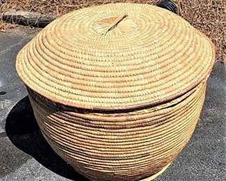 NIGERIAN LARGE BASKET