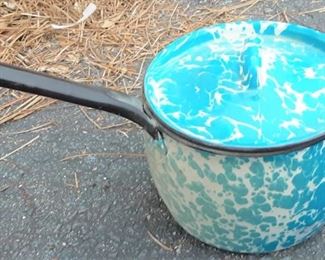 SPLATTER WARE ENAMEL WARE