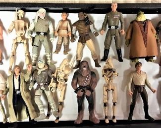 STAR WARS ACTION FIGURES & ACCESSORIES