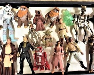 STAR WARS ACTION FIGURES & ACCESSORIES