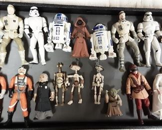 STAR WARS ACTION FIGURES & ACCESSORIES