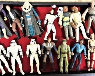 STAR WARS ACTION FIGURES & ACCESSORIES