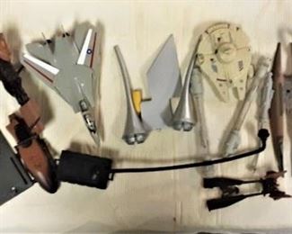 STAR WARS ACTION FIGURES & ACCESSORIES