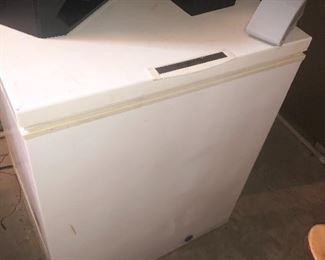 Freezer chest (not working) Parts only or scrape