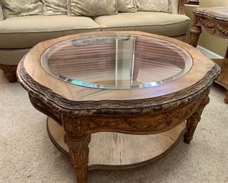 Circle glass/wooden coffee table