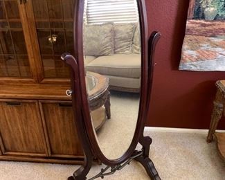 Standing oval mirror