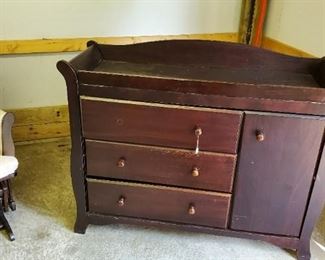 Combo Dresser and Changing Table