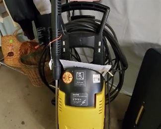 Commercial grade power washer (electric) Like NEW 