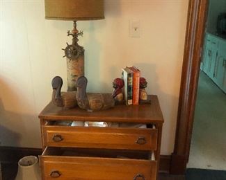 robot with big underbite