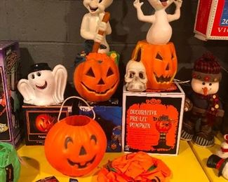 VINTAGE HALLOWEEN STUFF!