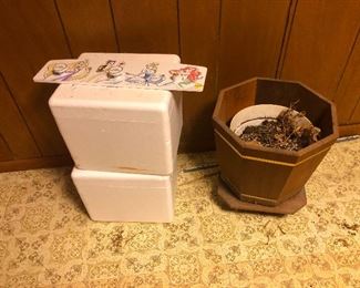 again, I trust Cher's judgement on the importance of this pic. Maybe there are donated organs in those styrofoam coolers, and those are really valuable