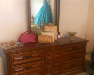 I'm BACK! Dresser mirror reflecting floating ghost