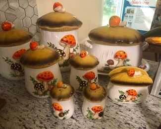 SEVENTIES MUSHROOMS!!!!