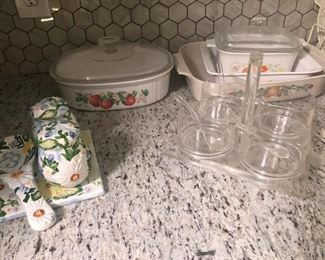 that lucite condiment caddy is pretty cool. You can barely see it in this pic, so you'll have to come in person!