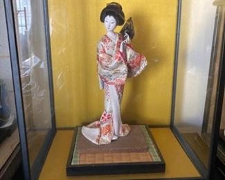 Geisha Doll in case