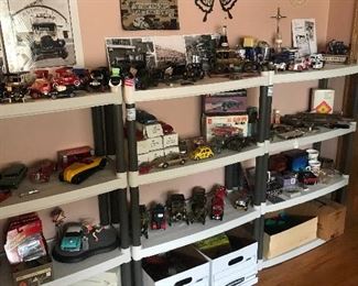 Collectible models and train sets! Promo cars! Small collectibles! Unbuilt model kits too!
