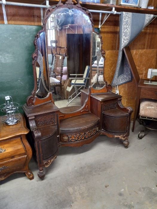 Antique vanity