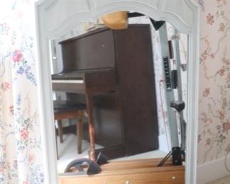 matching mirror to Thomasville dresser