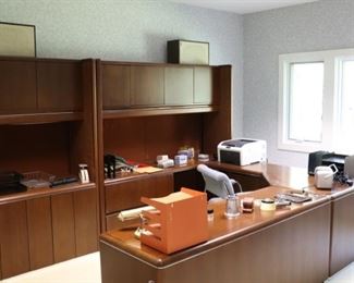 large executive desk set