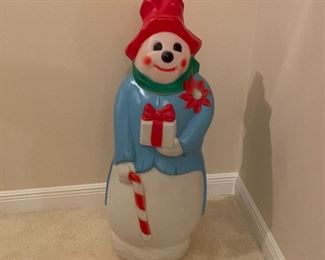 $80  Look - I'm not a fan of clowns as anyone who knows me will attest to but this Empire Snowman Clown is kinda cute.  You think that red Poinsetta shoots water though? 