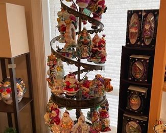 The ornament holder is not for sale - preemptively answering the question I will be asked at least 20 times this sale