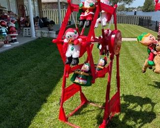 This is the slowest Ferris Wheel known to man