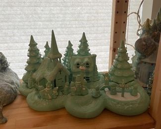 The teal is super modern too.  I love these colors