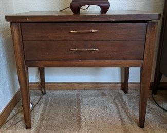 Saga by Broyhill Side Table (two available) - shown here with a lamp on top