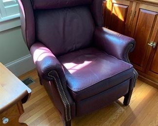 pair of Lane leather wing chairs, both recline 