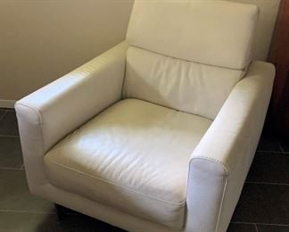 Very Nice!  White Leather Chair