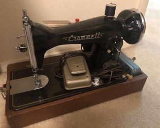 vintage Cromwell sewing machine