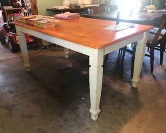 farmhouse style kitchen table