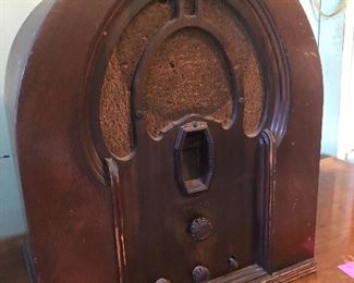 antique radio case